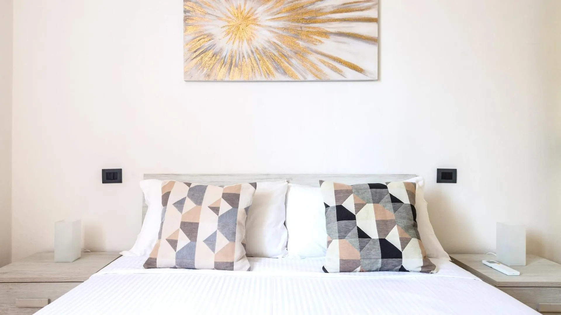Hostly-Casa Serena-Near The Town Center Pisa