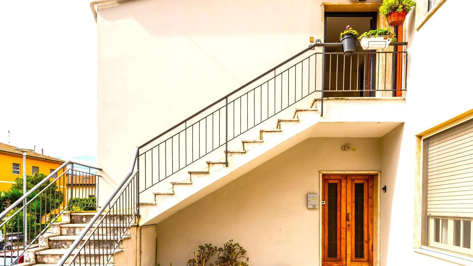 Apartment Hostly-Casa Serena-Near The Town Center Pisa