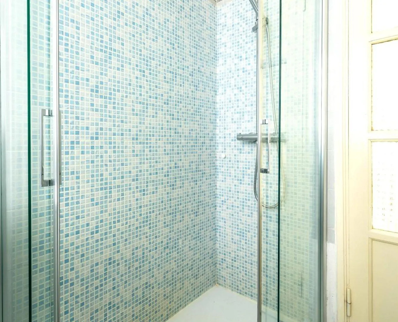 Hostly-Casa Serena-Near The Town Center Pisa 0*,  Italy